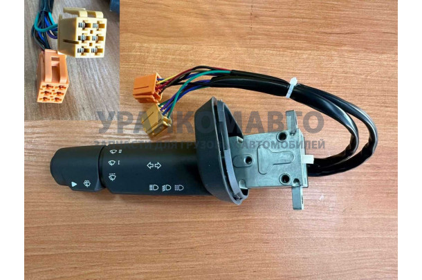 Переключатель подрулевой левый HOWO T5G